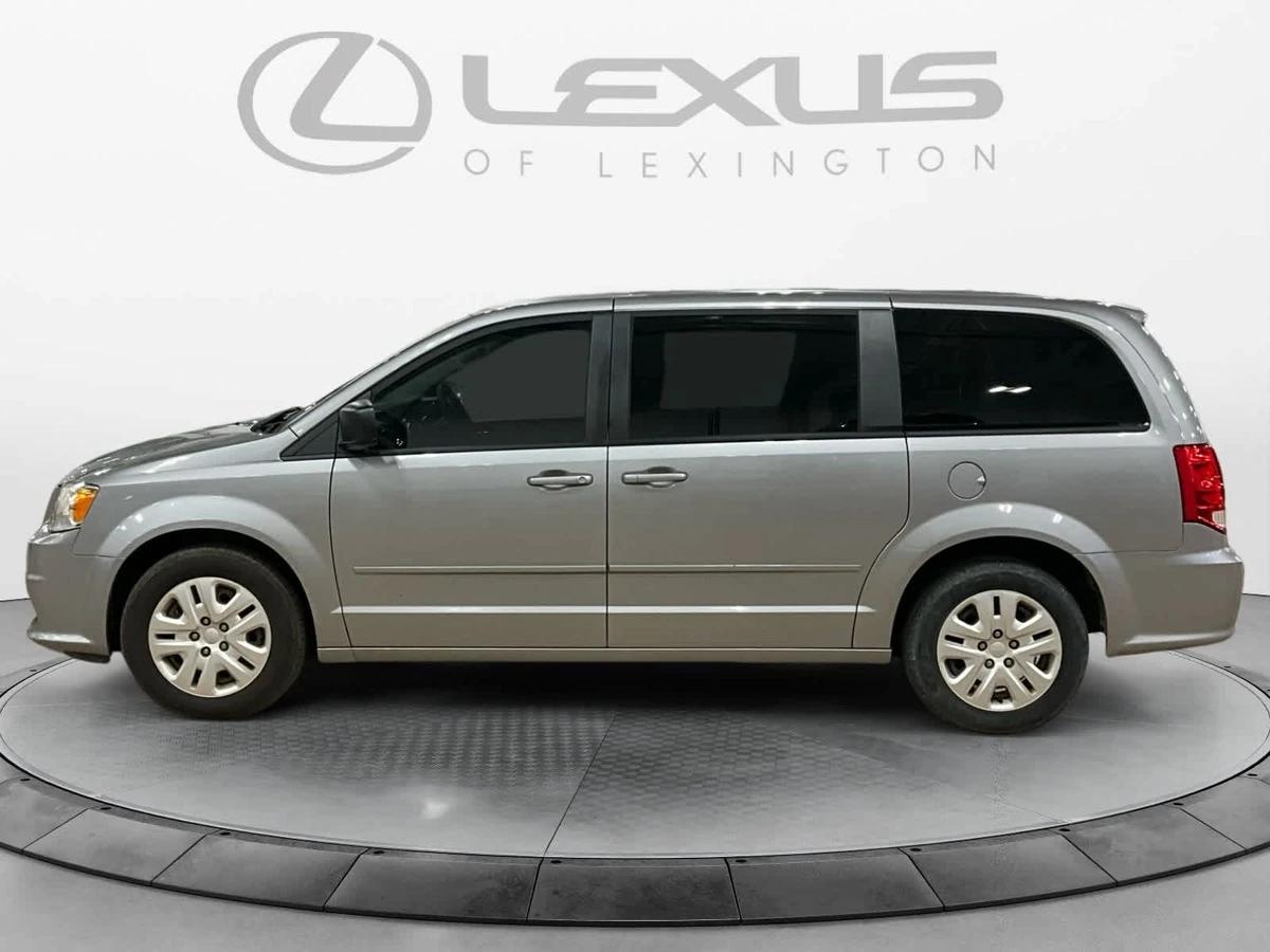 dodge grand caravan 2017 2C4RDGBG5HR865577 image dodge grand caravan 2017 2C4RDGBG5HR865577 image